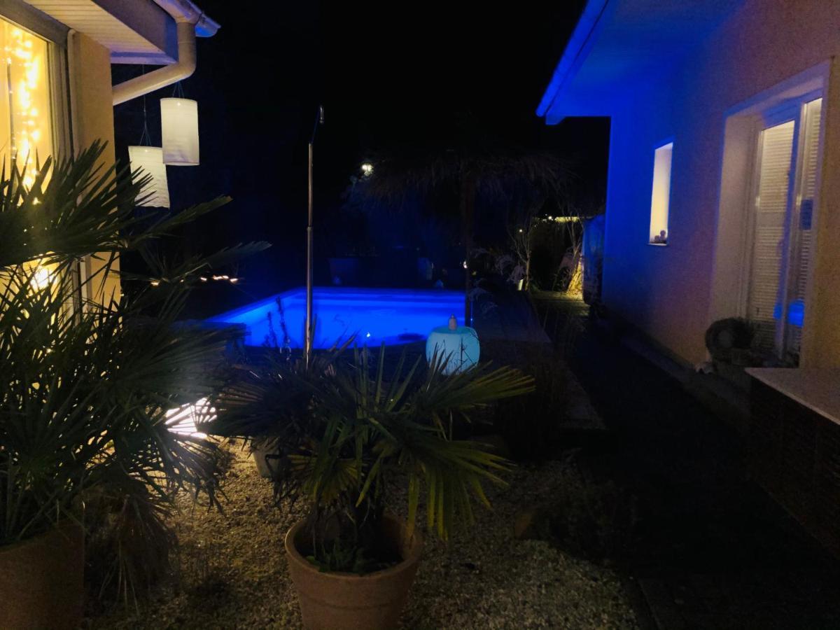 Feriehus Tinyhouse Mit Pool, Outdoor Whirlpool Und Garten Petershagen-Eggersdorf
