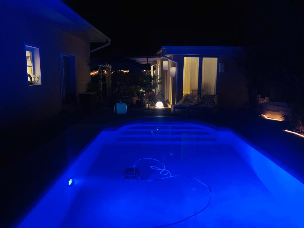 Holiday home Tinyhouse Mit Pool, Outdoor Whirlpool Und Garten