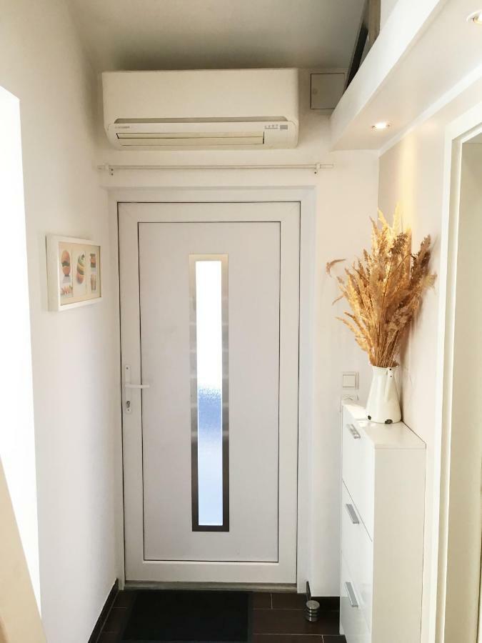 Tinyhouse Mit Pool, Outdoor Whirlpool Und Garten Holiday home