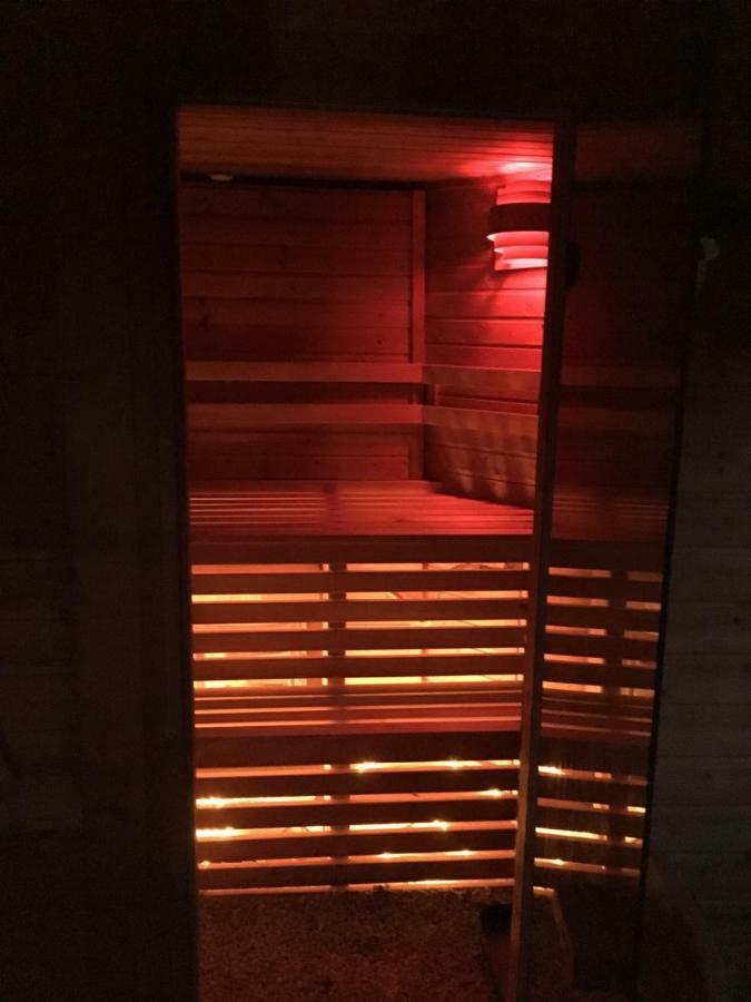 Tinyhouse Mit Pool, Outdoor Whirlpool Und Garten Petershagen-Eggersdorf